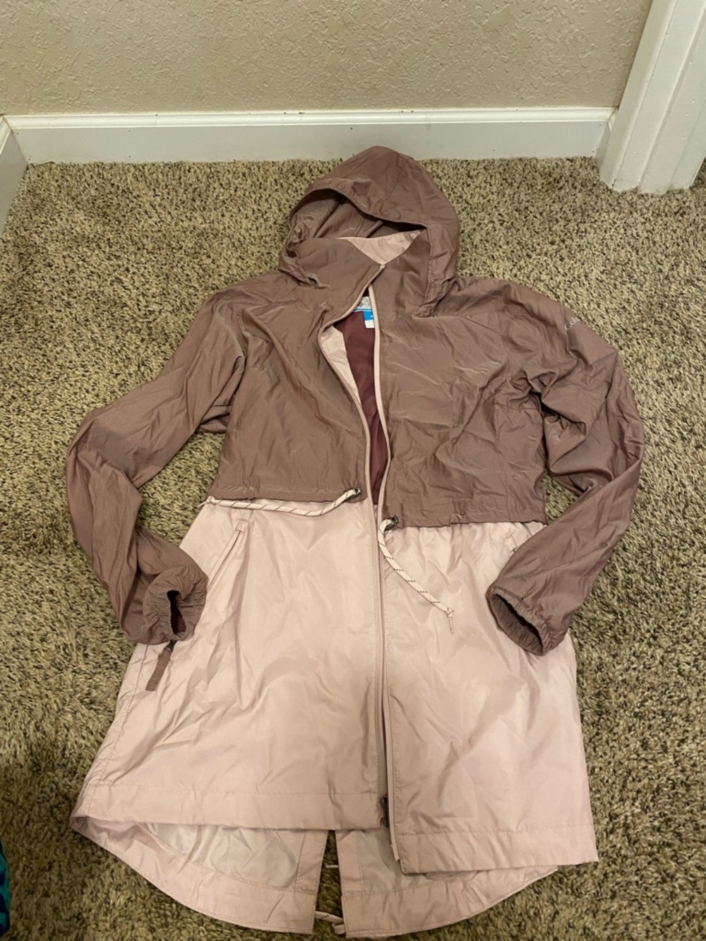 Columbia Windbreaker